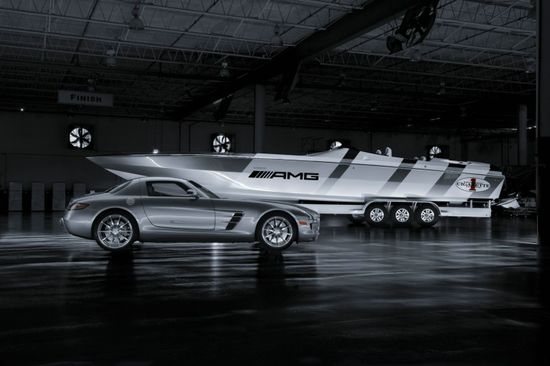 The killer craft Cigarette powerboat inspired by the MercedesBenz SLS AMG 