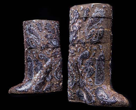 worlds-most-expensive-diamond-boots-4