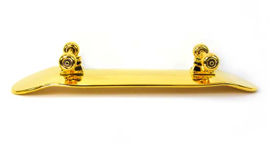 gold-plated-skateboard-shut-nyc-4