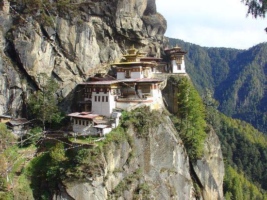 8.Taktsang Monastery (Tiger's Nest) / Paro, Bhutan 