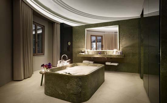 hotel_cafe_royal_dome_penthouse_bathroom