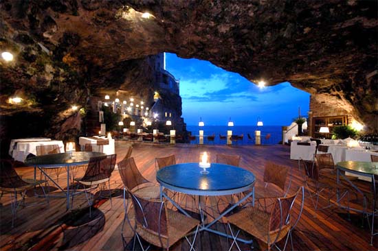 Grotta-Palazzese-Sea-Cave-Restaurant-Italy-002