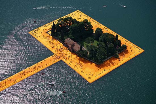 The-Floating-Piers-Lake-Iseo-Italy-4