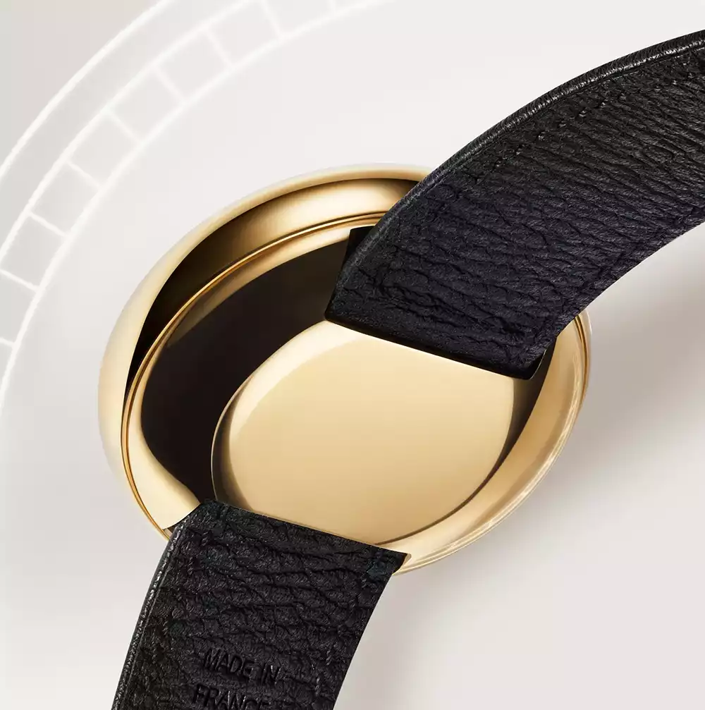 View of the hidden lugless quick-release strap system on the Louis Vuitton Monterey watch