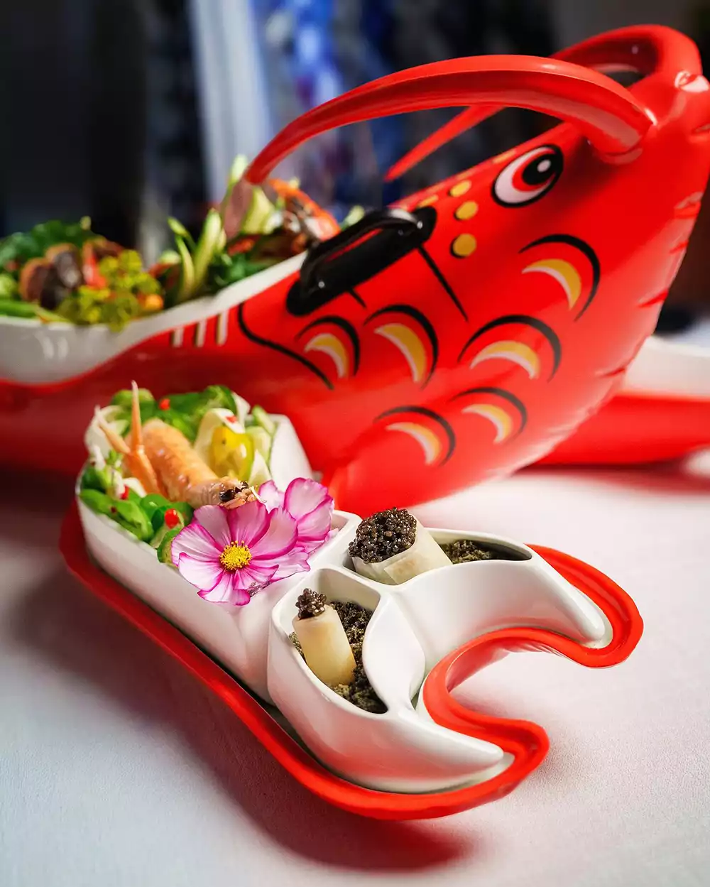 Jeff Koons Lobster Porcelain centerpiece serving food with removable compartments