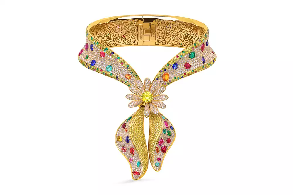 Full front view of the Bandana Royale necklace highlighting the Fancy Yellow diamond center stone