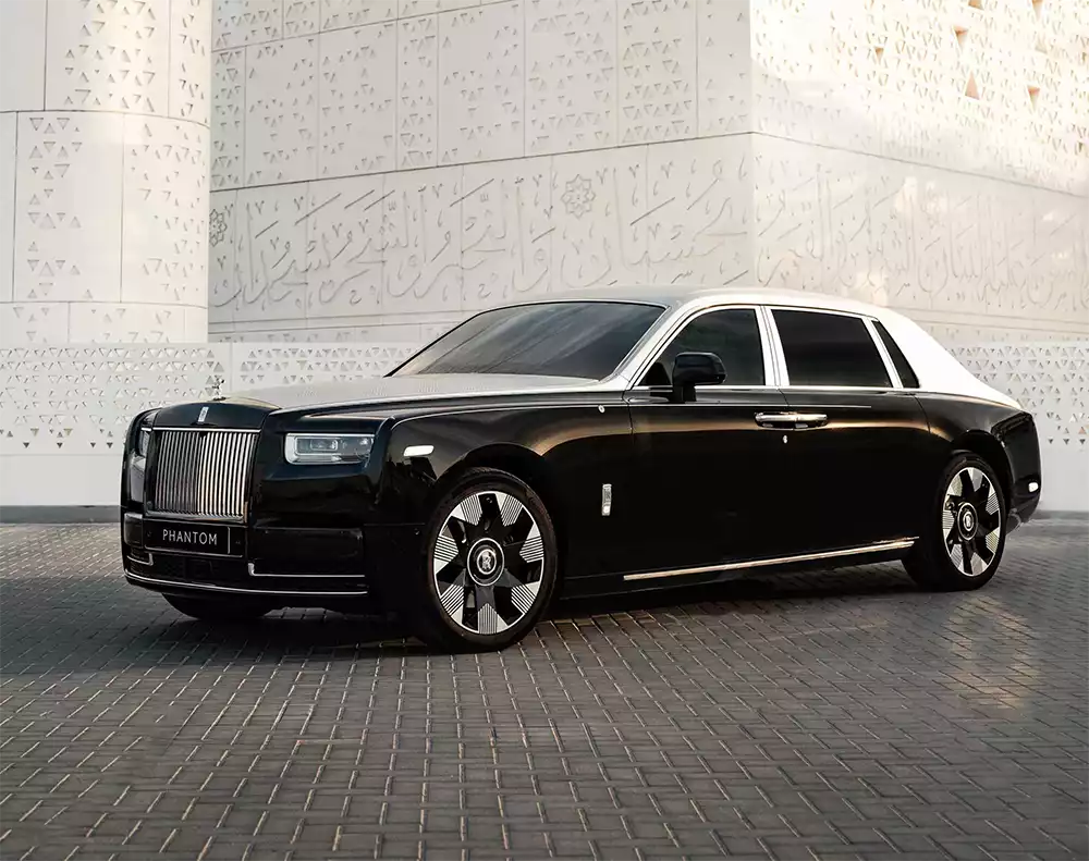 Rolls-Royce Phantom Arabesque displaying its two-tone exterior and bespoke craftsmanship
