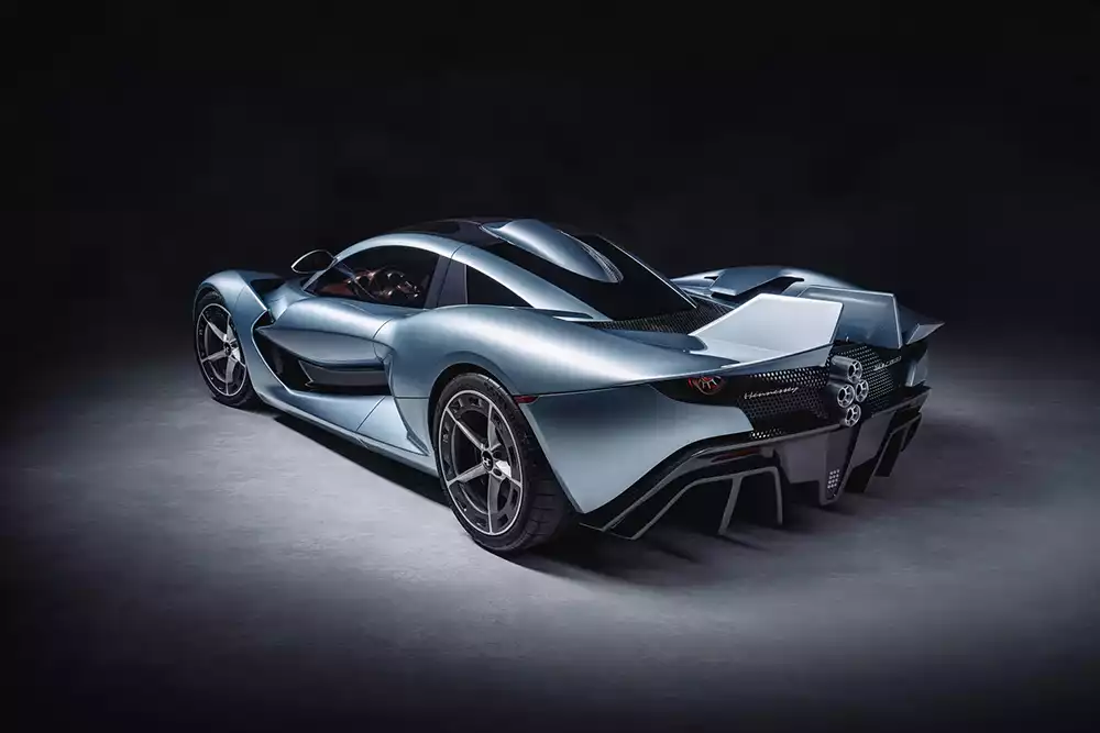 Rear design and active aerodynamics of the Hennessey Blackbird